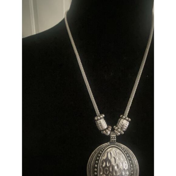 Metal Necklaces lot Of Two - Picture 4 of 11